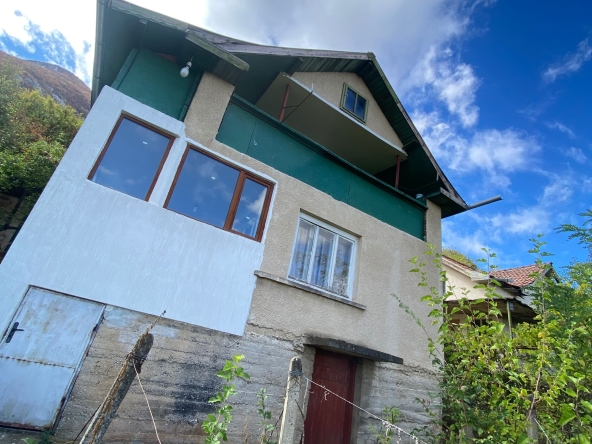 Къща в с. Бели извор, Област Враца - 70 кв.м за 285 €/кв.м - Снимка #1