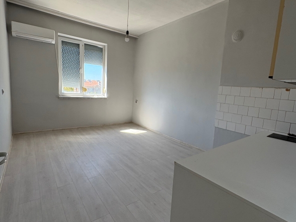 Двустаен апартамент в Димитровград - 52 кв.м за 715 €/кв.м - Снимка #1