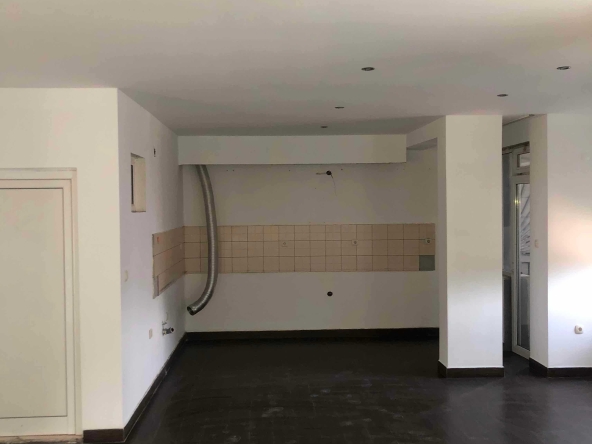 Многостаен апартамент в Петрич - 230 кв.м за 621 €/кв.м - Снимка #1