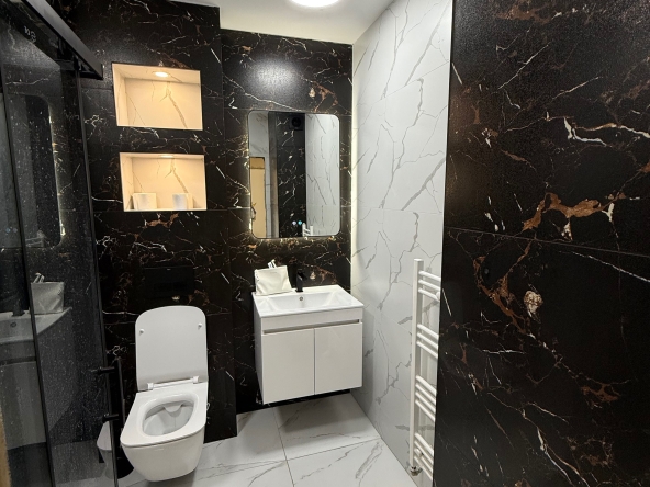 Четиристаен апартамент в Пловдив, Тракия - 115 кв.м за 1914 €/кв.м - Снимка #1