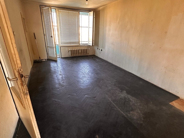 Дава се под наем Двустаен апартамент в Сливен, Даме Груев - 64 кв.м за 178.5 € - Снимка #1