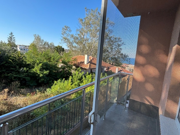 Двустаен апартамент в Бяла - 60 кв.м за 1084 €/кв.м - Снимка #1