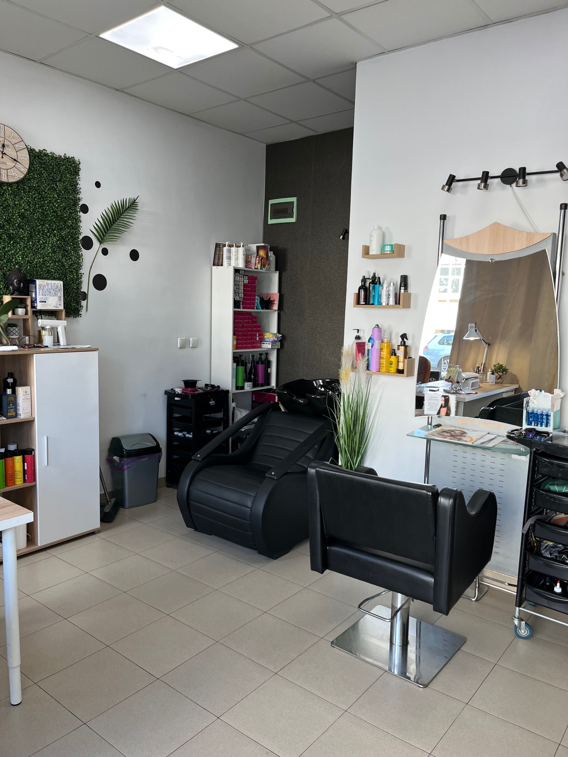 Дава се под наем  в София, Студентски град -  кв.м за 204 € - Снимка #1