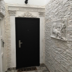 Дава се под наем Ателие в Варна, Общината - 23 кв.м за 219.3 € - Снимка #1