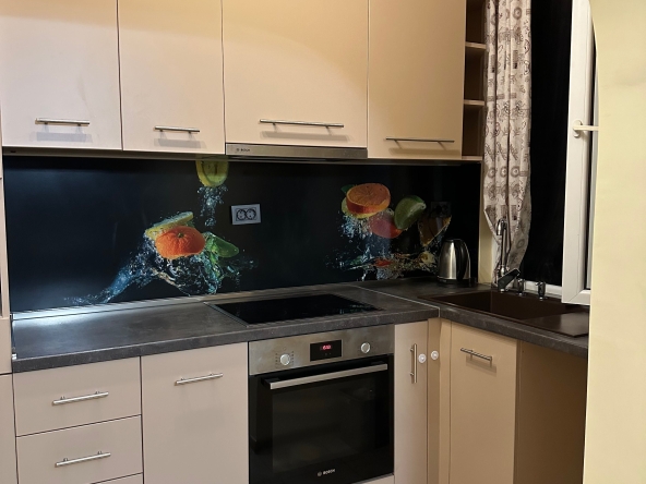 Дава се под наем Етаж от къща в с. Тополи, Област Варна - 120 кв.м за 510 € - Снимка #1