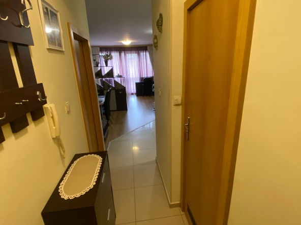 Дава се под наем Едностаен апартамент в Варна, Окръжна болница - 48 кв.м за 550 € - Снимка #1