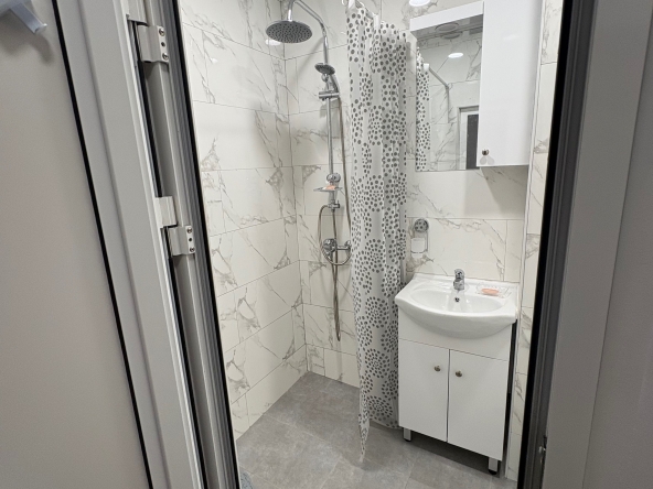 Дава се под наем Двустаен апартамент в Габрово, Бичкиня - 58 кв.м за 255 € - Снимка #1