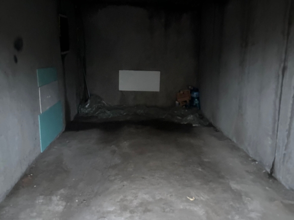 Гараж / Паркомясто в Видин, Крум Бъчваров - 22 кв.м за 197 €/кв.м - Снимка #1