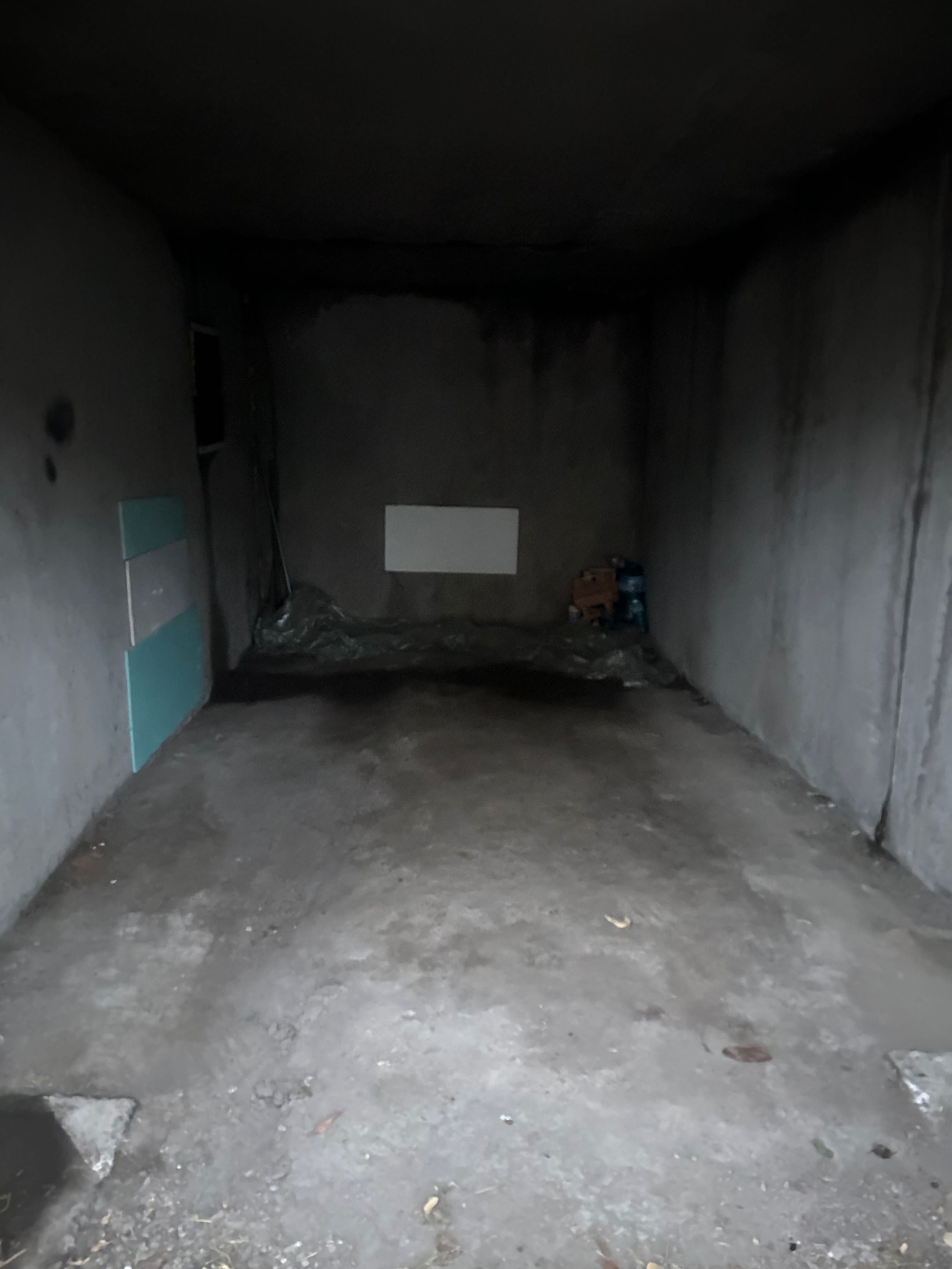 Гараж / Паркомясто в Видин, Крум Бъчваров - 22 кв.м за 197 €/кв.м - Снимка #1