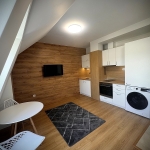 Дава се под наем Едностаен апартамент в Плевен, Широк център - 25 кв.м за 253.98 € - Снимка #1