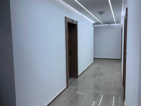 Двустаен апартамент в София, Изгрев - 80 кв.м за 999 €/кв.м - Снимка #1