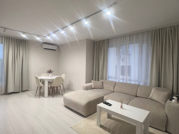 Двустаен апартамент в Стара Загора, Железник - център - 66 кв.м за 1159 €/кв.м - Снимка #1