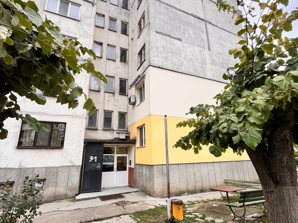 Тристаен апартамент в Етрополе - 88 кв.м за 3767 €/кв.м - Снимка #1