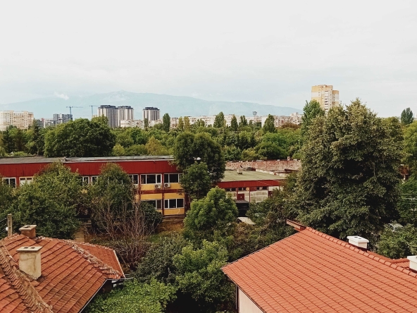 Дава се под наем Двустаен апартамент в София, Триъгълника - 52 кв.м за 484.5 € - Снимка #1