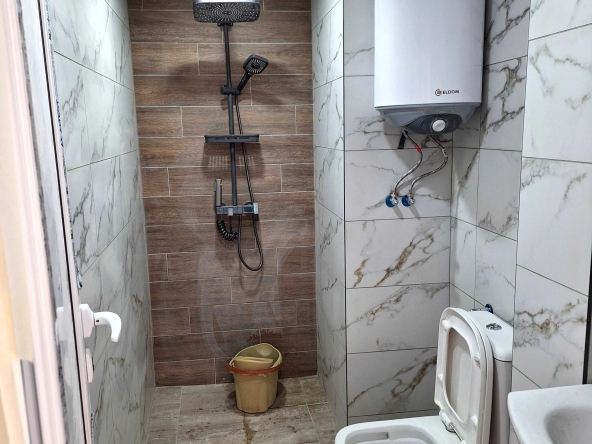 Тристаен апартамент в Смолян, в.з. Смолян - 100 кв.м за 880 €/кв.м - Снимка #1