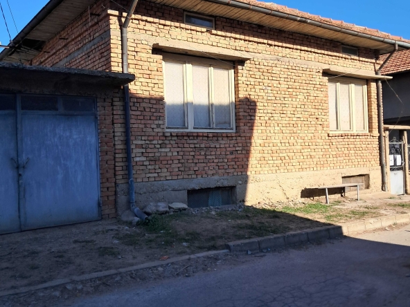 Къща в Бяла - 156 кв.м за 294 €/кв.м - Снимка #1