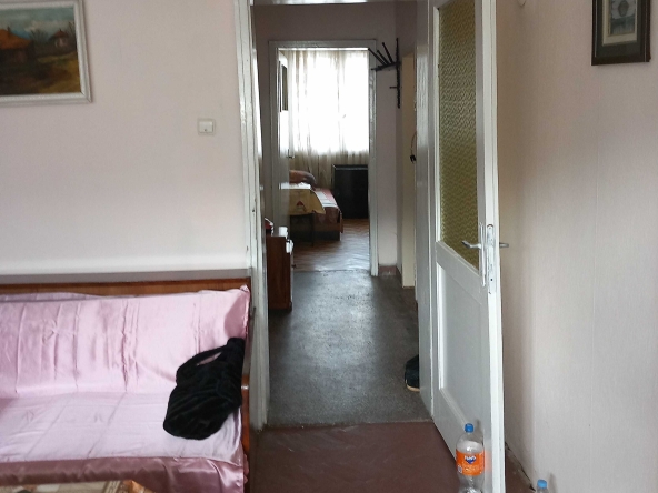 Двустаен апартамент в Кюстендил, Център - 66 кв.м за 804 €/кв.м - Снимка #1