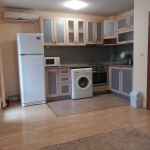 Дава се под наем Тристаен апартамент в Варна, Автогара - 87 кв.м за 663 € - Снимка #1