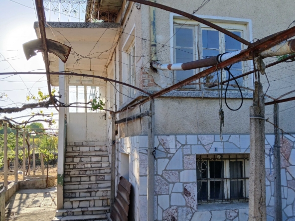 Къща в с. Ляхово, Област Пазарджик - 56 кв.м за 729 €/кв.м - Снимка #1