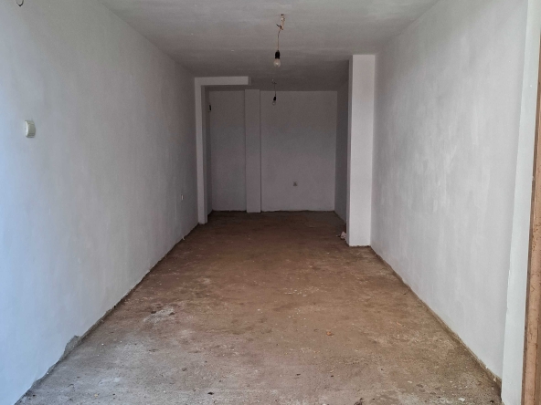 Дава се под наем Гараж / Паркомясто в Пловдив, Кючук Париж - 19 кв.м за 61.2 € - Снимка #1