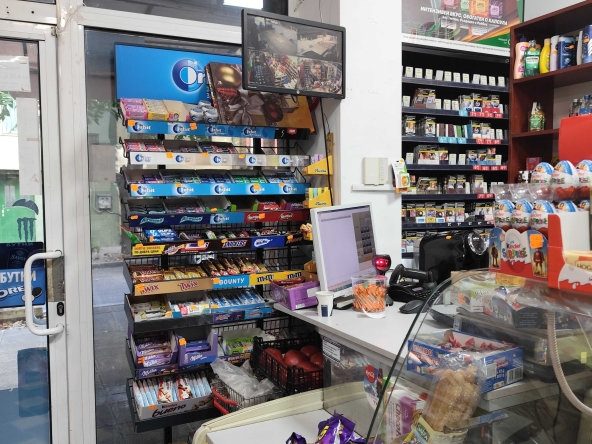 Магазин в Варна, Спортна зала - 60 кв.м за 9 €/кв.м - Снимка #1