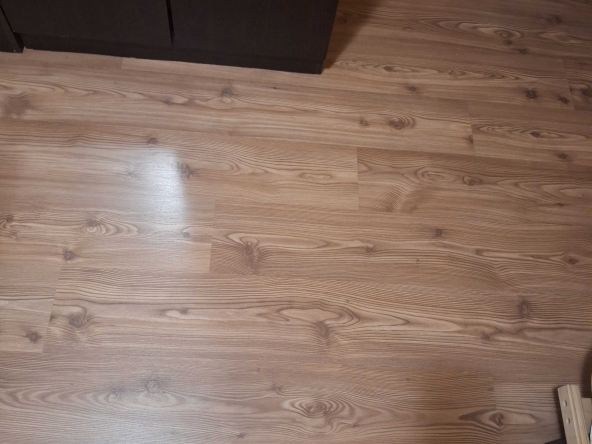 Дава се под наем  в Шумен, Военно училище - 85 кв.м за 86.7 € - Снимка #1