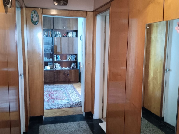 Четиристаен апартамент в Добрич, Център - 110 кв.м за 719 €/кв.м - Снимка #1