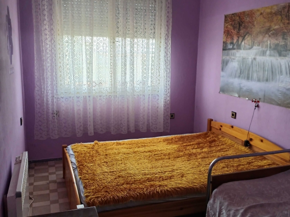 Дава се под наем Двустаен апартамент в Стара Загора, Център - 50 кв.м за 204 € - Снимка #1