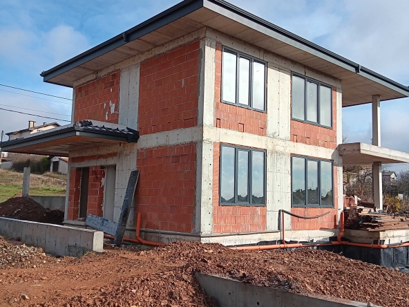 Къща в с. Вакарел, Област София-област - 260 кв.м за 608 €/кв.м - Снимка #1