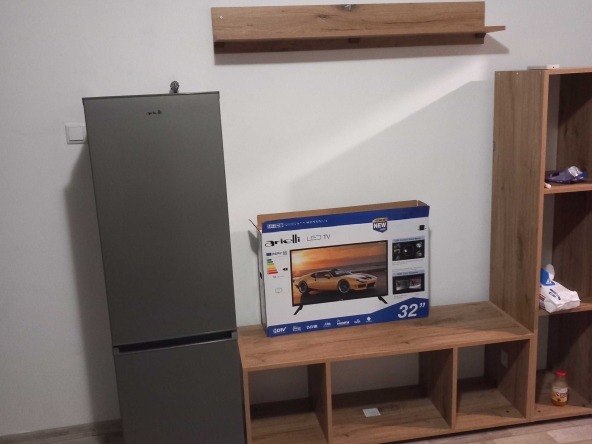 Дава се под наем Двустаен апартамент в Асеновград - 43 кв.м за 280.5 € - Снимка #1