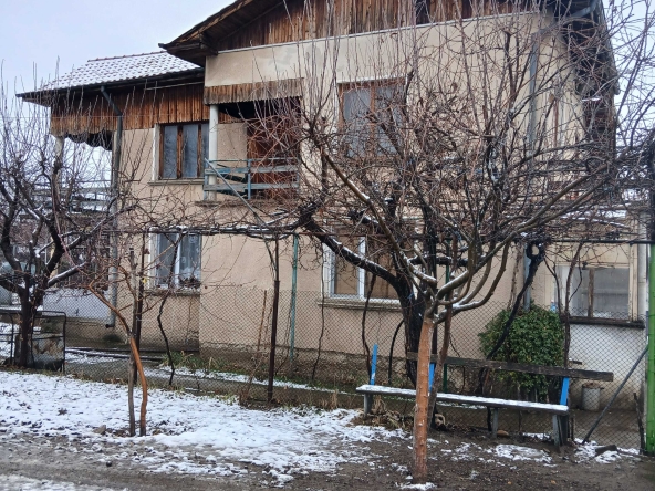 Къща в с. Василовци, Област Монтана - 170 кв.м за 195 €/кв.м - Снимка #1