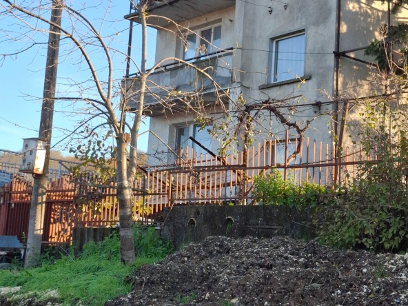 Къща в с. Калипетрово, Област Силистра - 225 кв.м за 338 €/кв.м - Снимка #1