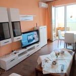 Дава се под наем Двустаен апартамент в Димитровград - 65 кв.м за 178.5 € - Снимка #1