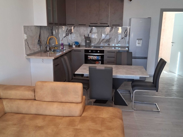 Дава се под наем Къща в с. Царацово, Област Пловдив - 75 кв.м за 510 € - Снимка #1