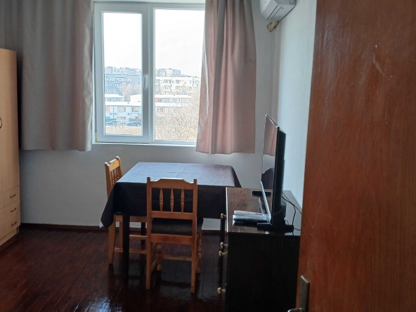 Дава се под наем Едностаен апартамент в Видин, Център - 30 кв.м за 163.2 € - Снимка #1