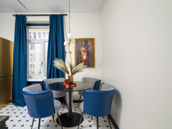 Двустаен апартамент в София, Център - 55 кв.м за 5455 €/кв.м - Снимка #1