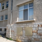 Дава се под наем Промишлена сграда в Шумен, Център - 400 кв.м за 306 € - Снимка #1