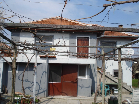 Къща в Момчилград - 84 кв.м за 395 €/кв.м - Снимка #1