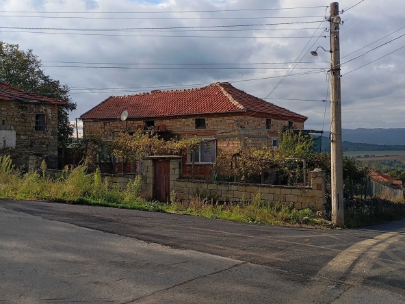 Къща в с. Скалак, Област Бургас - 90 кв.м за 374 €/кв.м - Снимка #1