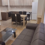 Дава се под наем Тристаен апартамент в Пловдив, Кючук Париж - 100 кв.м за 598.23 € - Снимка #1