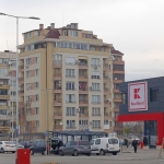 Дава се под наем Двустаен апартамент в София, Толстой - 67 кв.м за 548.25 € - Снимка #1