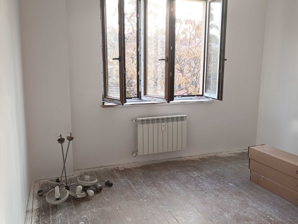 Тристаен апартамент в София, Център - 65 кв.м за 2549 €/кв.м - Снимка #1