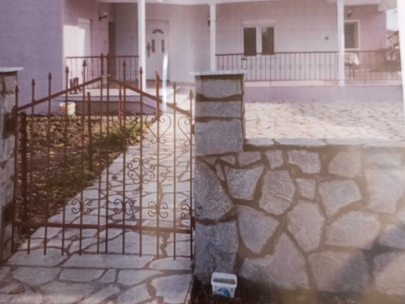 Къща в Бургас, Изгрев - 115 кв.м за 1305 €/кв.м - Снимка #1