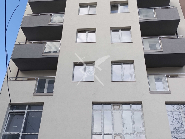 Тристаен апартамент в София, Център - 110 кв.м за 2182 €/кв.м - Снимка #1