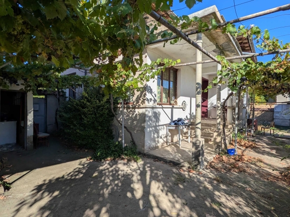 Къща в с. Александрово, Област Стара Загора - 100 кв.м за 612 €/кв.м - Снимка #1