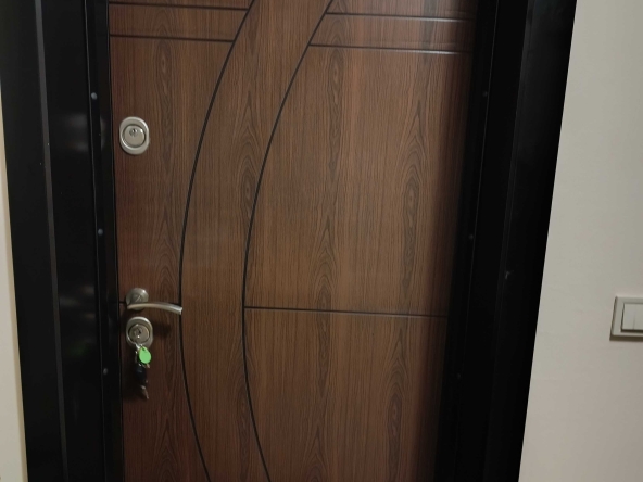 Тристаен апартамент в Хасково, Воеводски - 84 кв.м за 1965 €/кв.м - Снимка #1