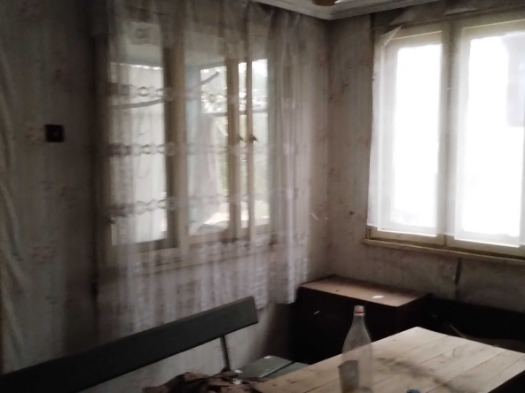 Къща в с. Нова Върбовка, Област Велико Търново - 200 кв.м за 36 €/кв.м - Снимка #1