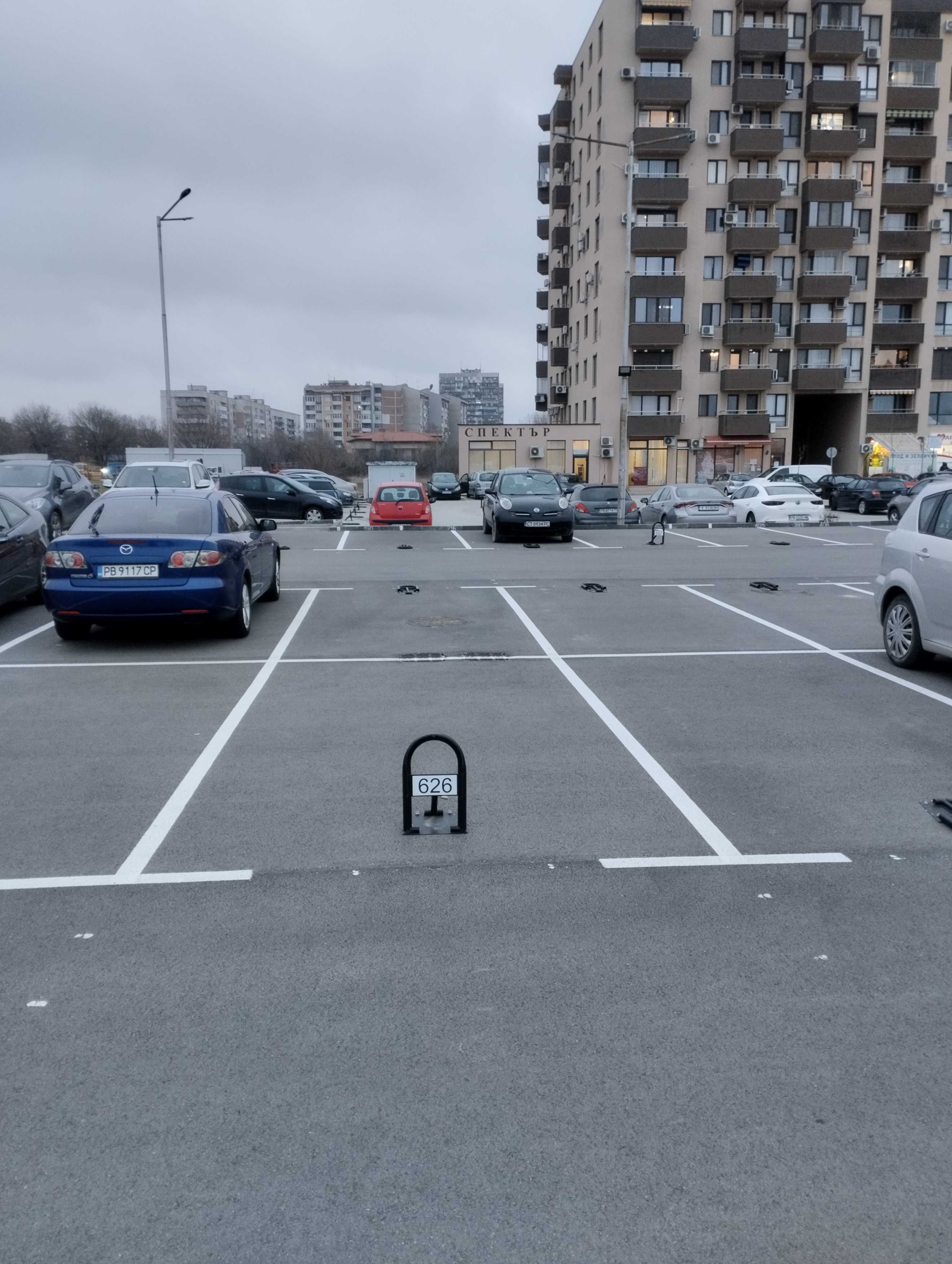 Дава се под наем Гараж / Паркомясто в Пловдив, Кючук Париж - 12 кв.м за 25.5 € - Снимка #1