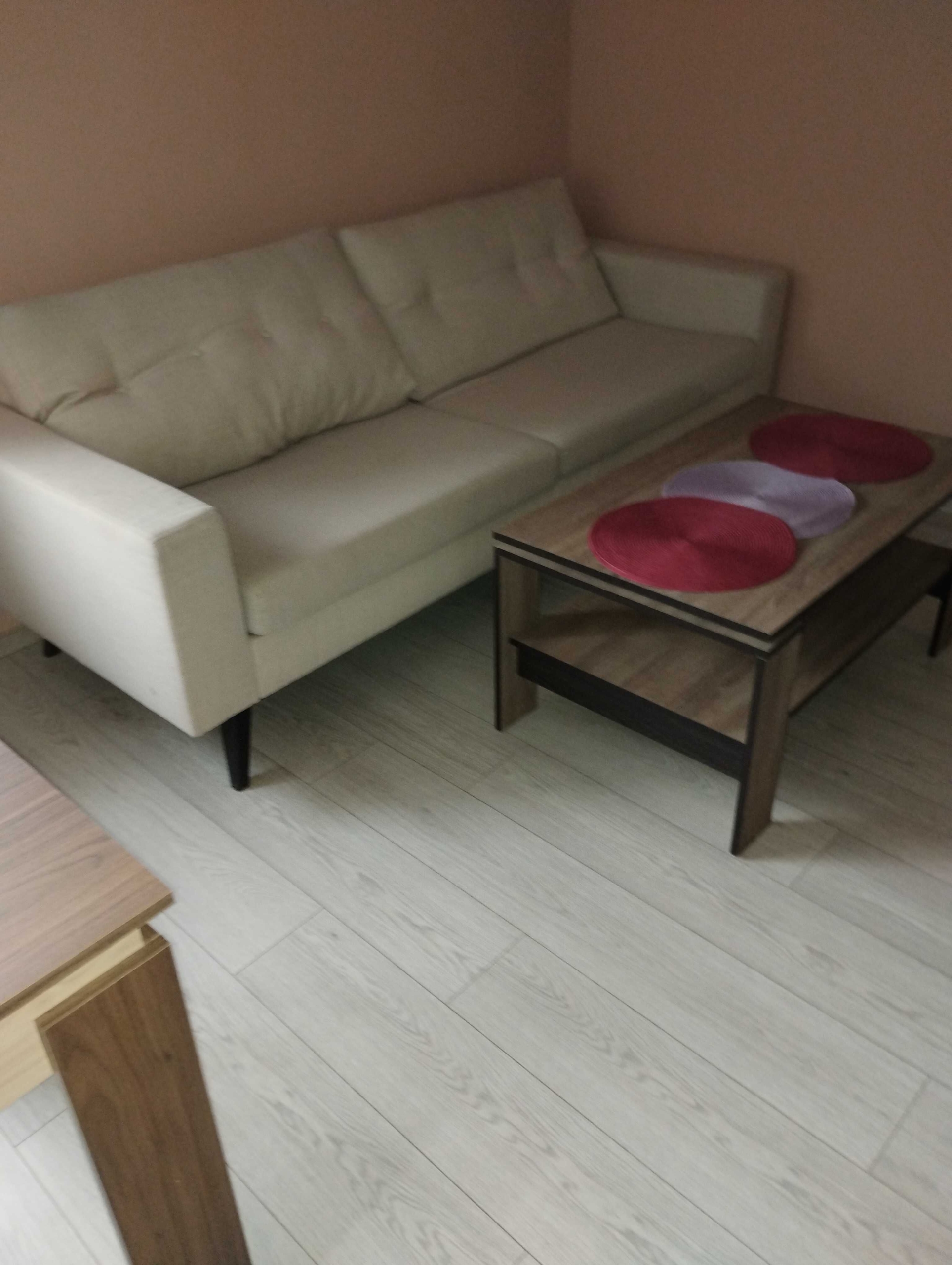 Дава се под наем Къща в Сливен, Комлука - 65 кв.м за 229.5 € - Снимка #1