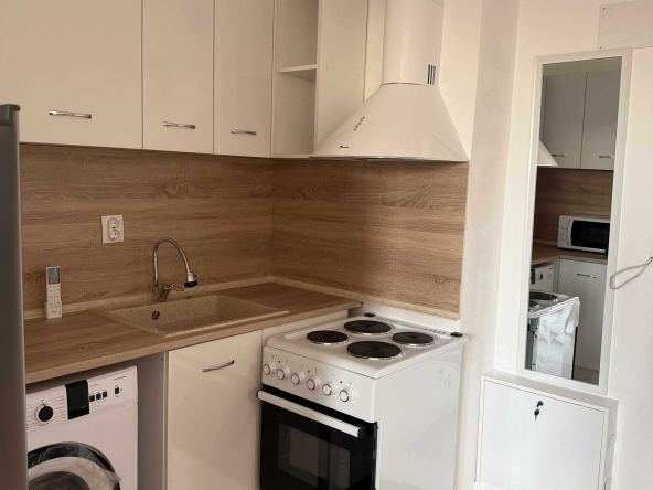 Дава се под наем Едностаен апартамент в Пловдив, Каменица 1 - 36 кв.м за 348.84 € - Снимка #1